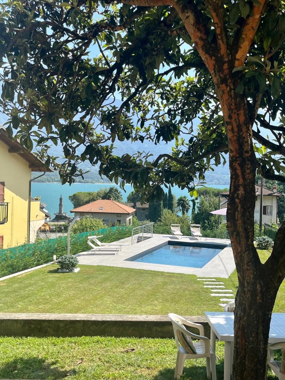 Casa Gialla Gera Lario Esterno foto