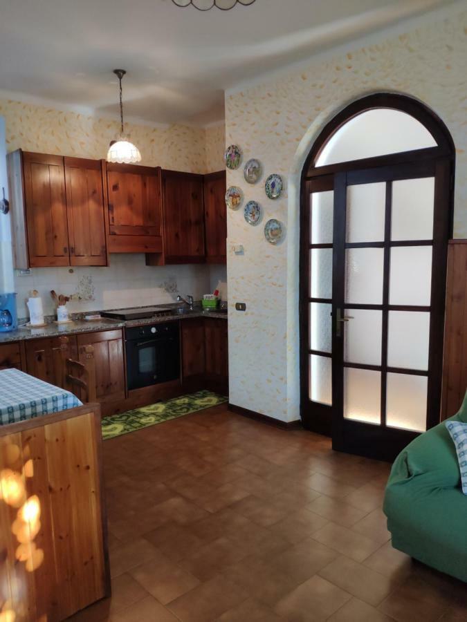 Casa Gialla Gera Lario Esterno foto